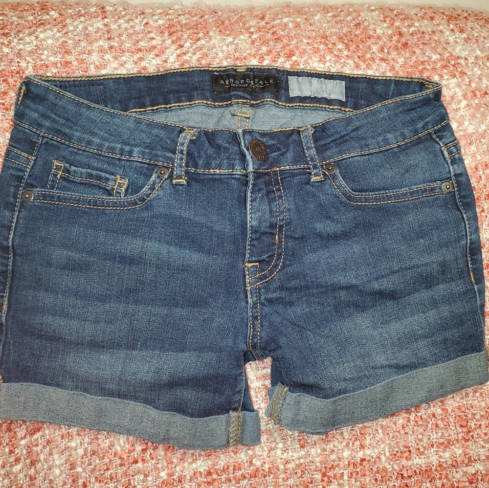 Aeropostale mid rise shorts size 2